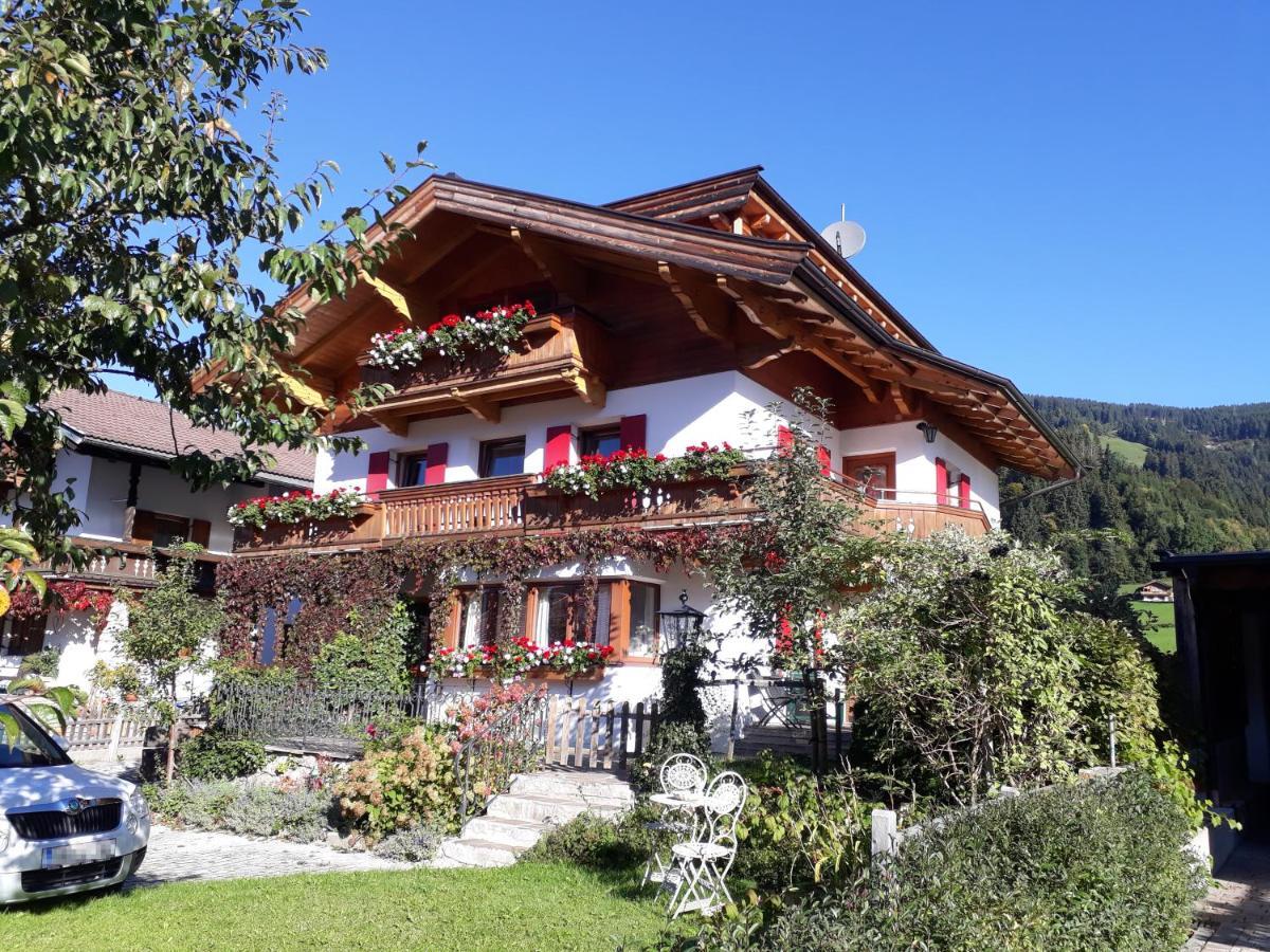Apartment Haus Erika Brixen im Thale